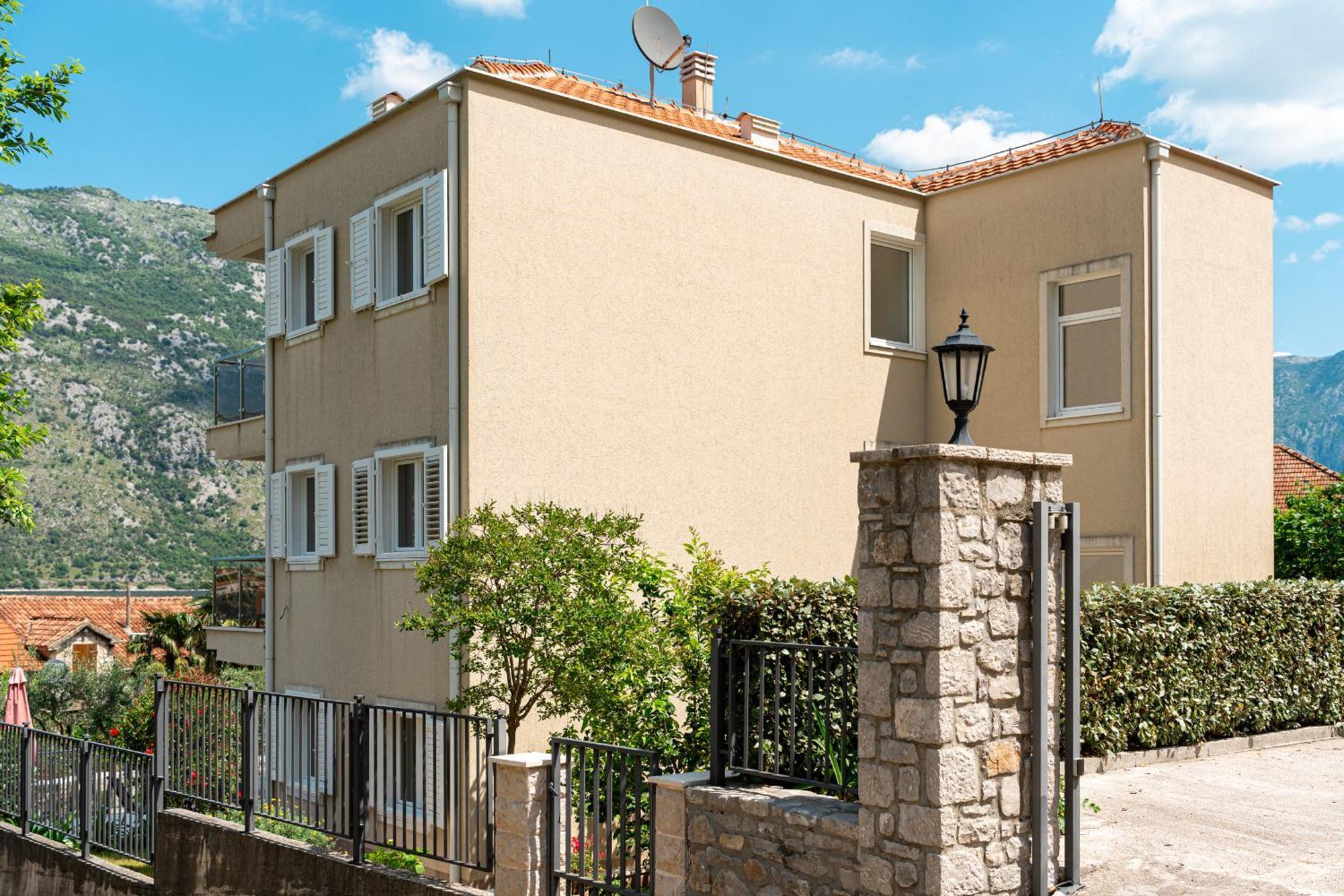 Hera Apartments Donji Stoliv Exterior photo